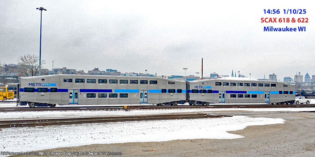 SCAX 618 & 622 - the latest Bombardier commuter cars rebuilt by Talgo USA for (LA) Metrolink